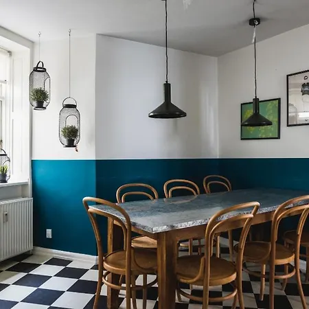 4 Bedroom Next To The Grand Theatre * Copenhague