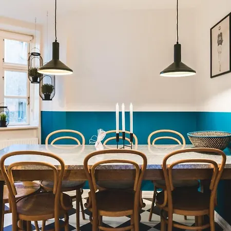 4 Bedroom Next To The Grand Theatre * Copenhague