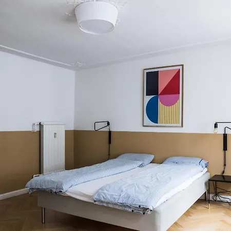 4 Bedroom Next To The Grand Theatre Apartamento Copenhague